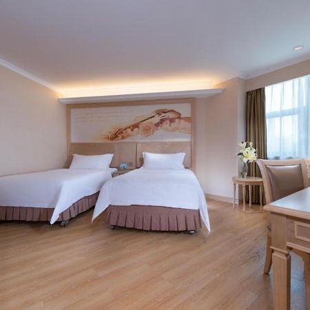 Vienna Hotel Shenzhen Haiwan Bagian luar foto